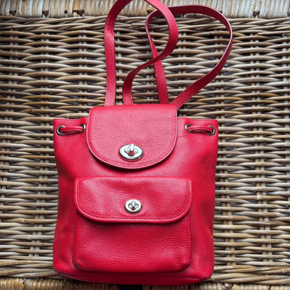 Coach Women’s Backpack Mini Turnlock Rucksack Red Leather